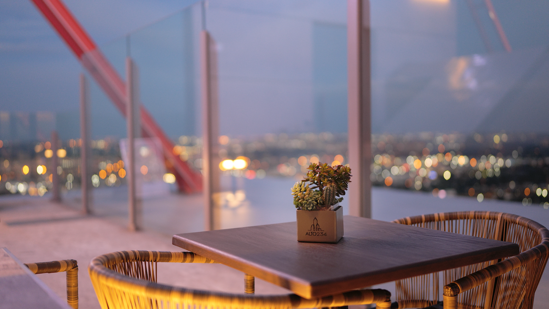 Panoramic views from Alto 234